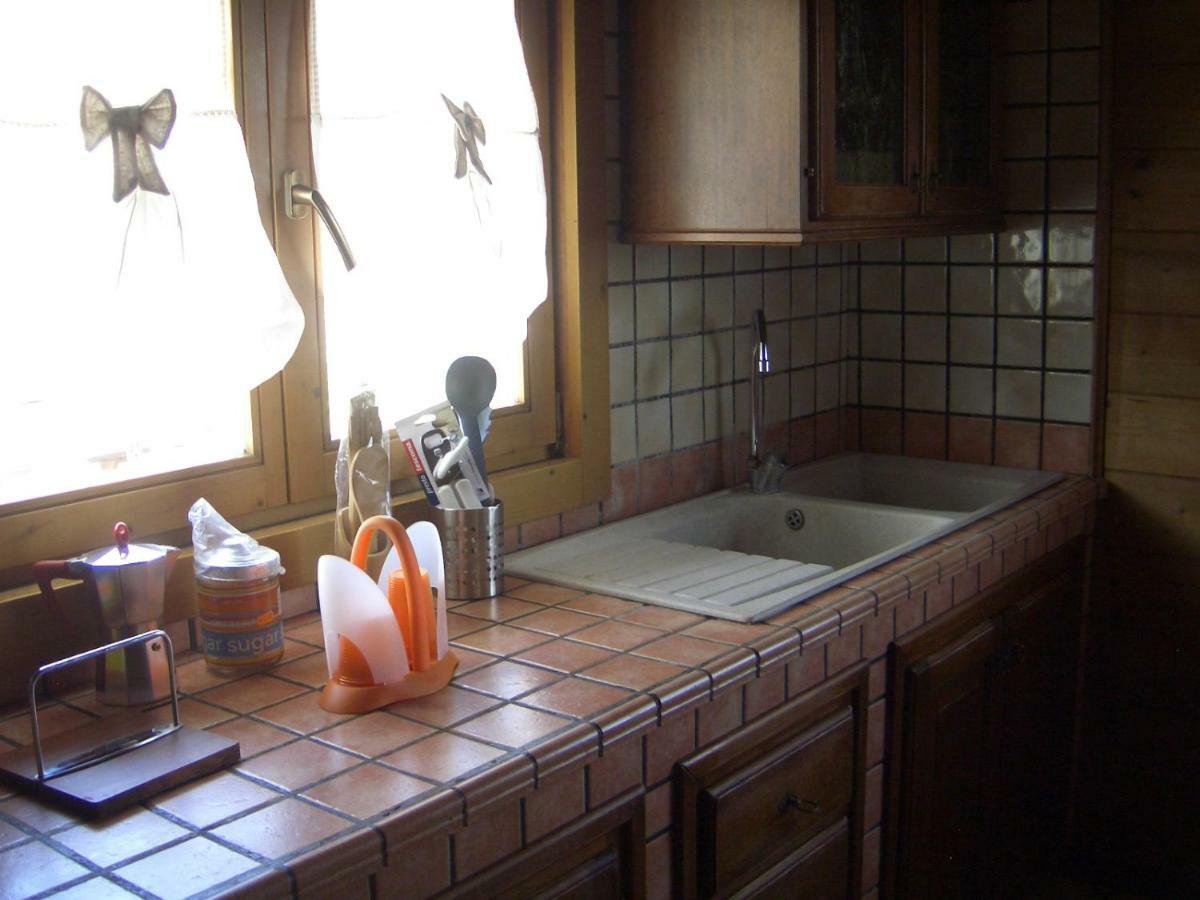 Chalet L Oasi Di Ambra 8 Posti Letto Con Uso Piscina Ardea Zewnętrze zdjęcie